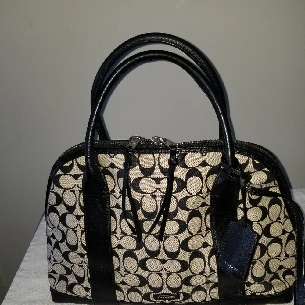Coach Bleecker Preston Tote - Picture 2 of 15